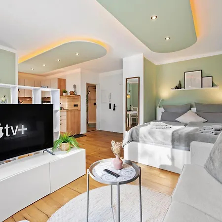 Edler Wohnraum Luxurioese Stadtoase Mit Balkon, Kaffeevollautomat, Lift & Parkplatz Chemnitz Buitenkant foto