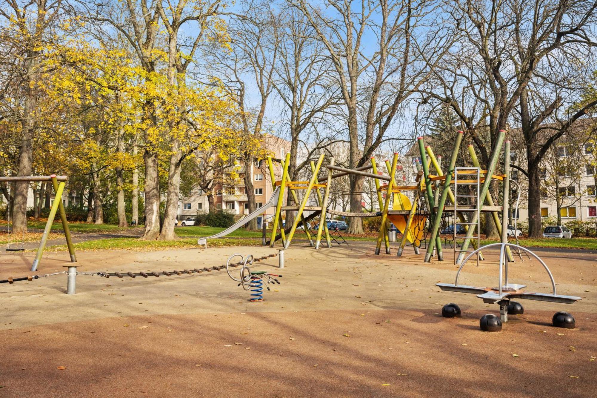 Edler Wohnraum Luxurioese Stadtoase Mit Balkon, Kaffeevollautomat, Lift & Parkplatz
